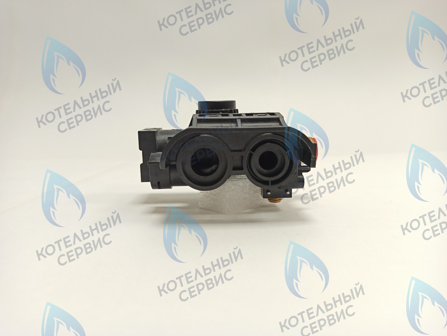 8718644558 Гидравлический блок обратки для котлов Bosch WBN 6000, Buderus U072 (90060731) в Оренбурге	