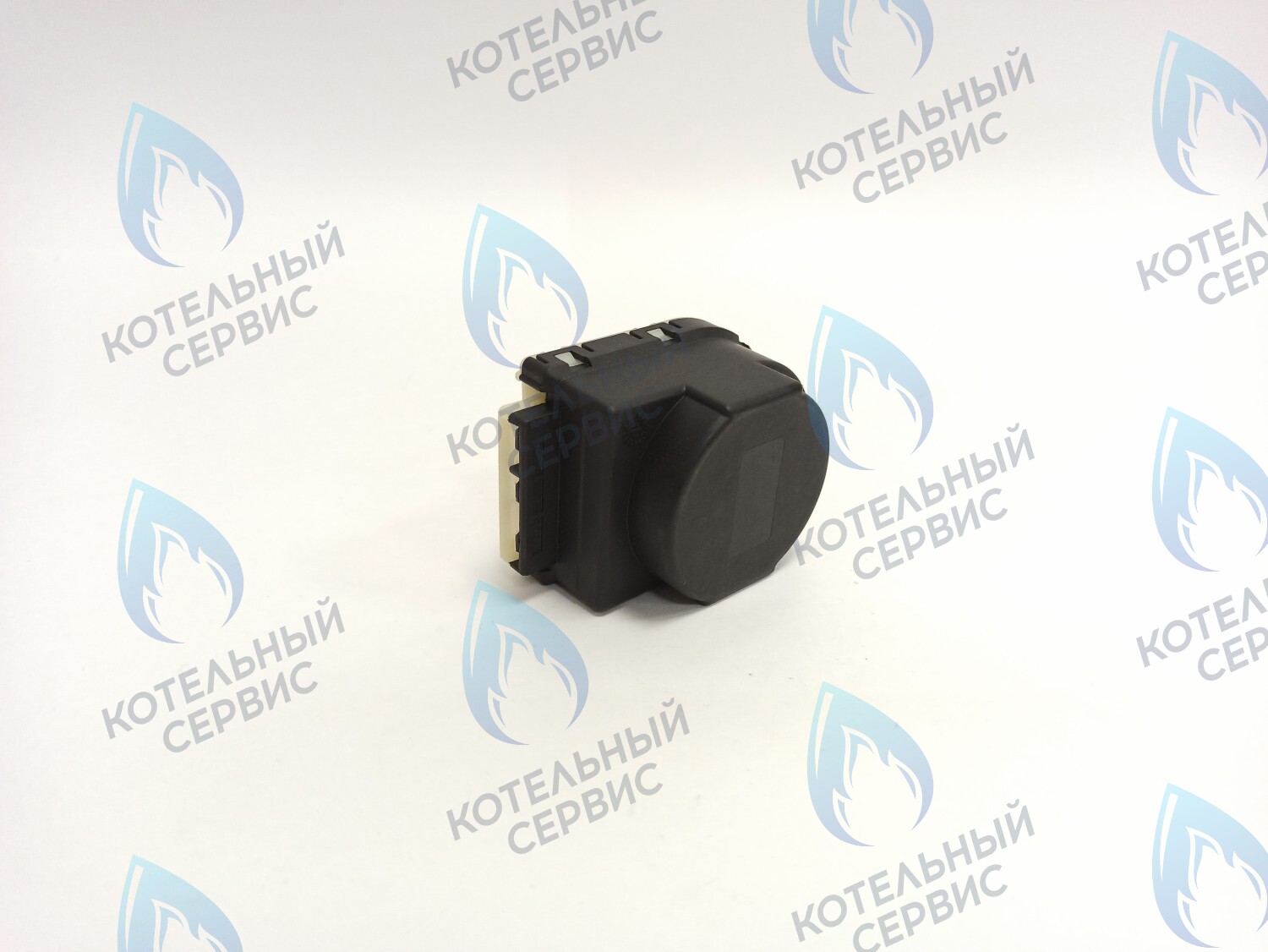 GM002-03 Сервопривод (мотор) трехходового клапана 10мм 220/240v ARISTON в Оренбурге	