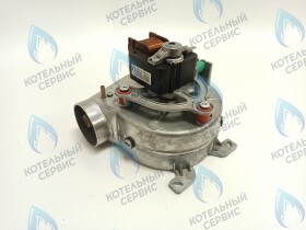 Вентилятор дымоудаления 28 кВт для настенного котла Electrolux Magnum 28 Fi (BI1366 103)