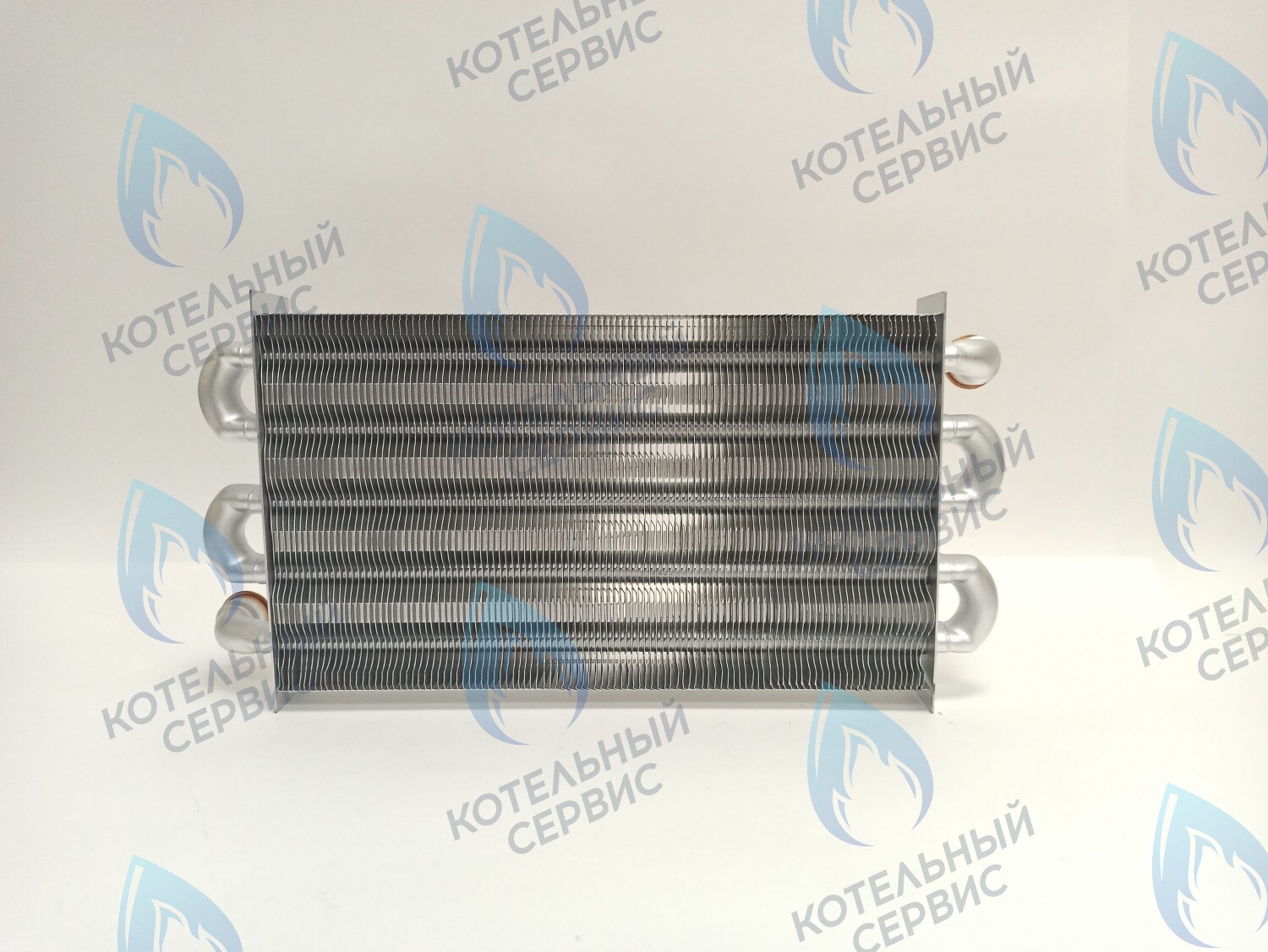 EM042-320 Теплообменник первичный (основной) (крепление - клипсы) FERROLI FORTUNA PRO F30, C32/F32 (902608840) в Оренбурге	