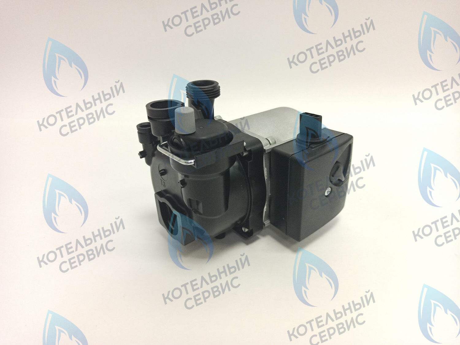 PMB60AW60-GR110BB-Комп Насос циркуляционный GRUNDFOS 15-60 BOSCH WBN2000/WBN6000, BUDERUS U072 (87186450600) в Оренбурге	