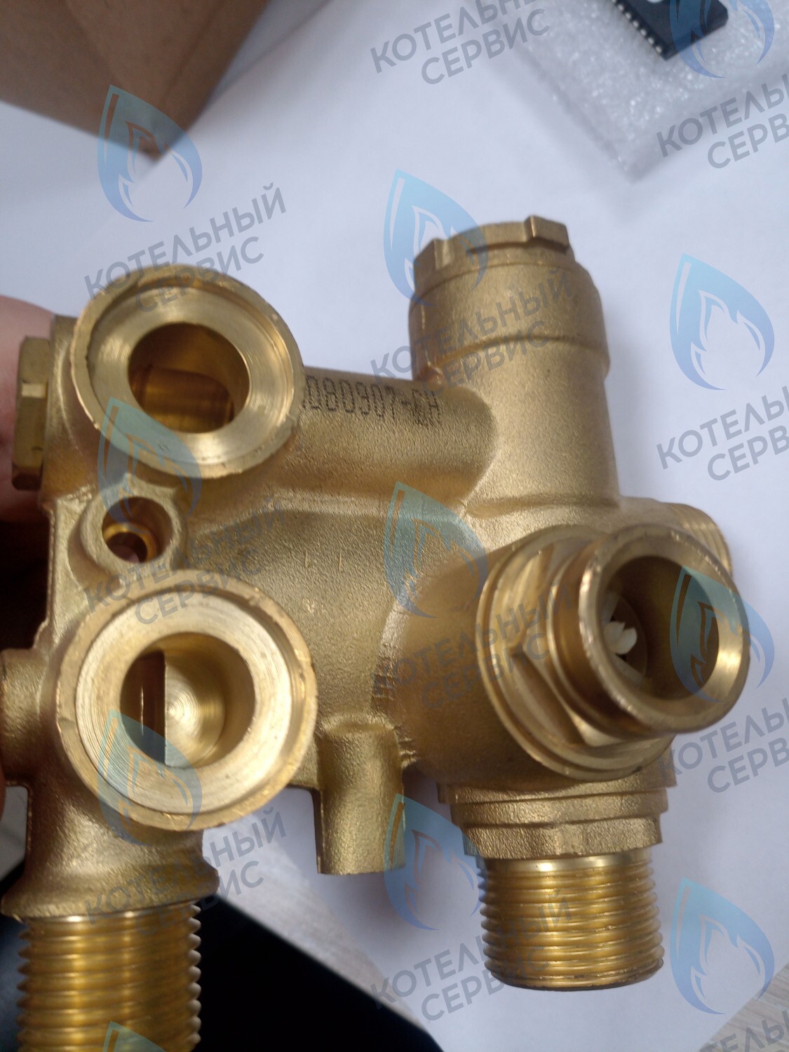 15034 Трехходовой клапан  8023/8029 НОВ NEVALUX в Оренбурге	