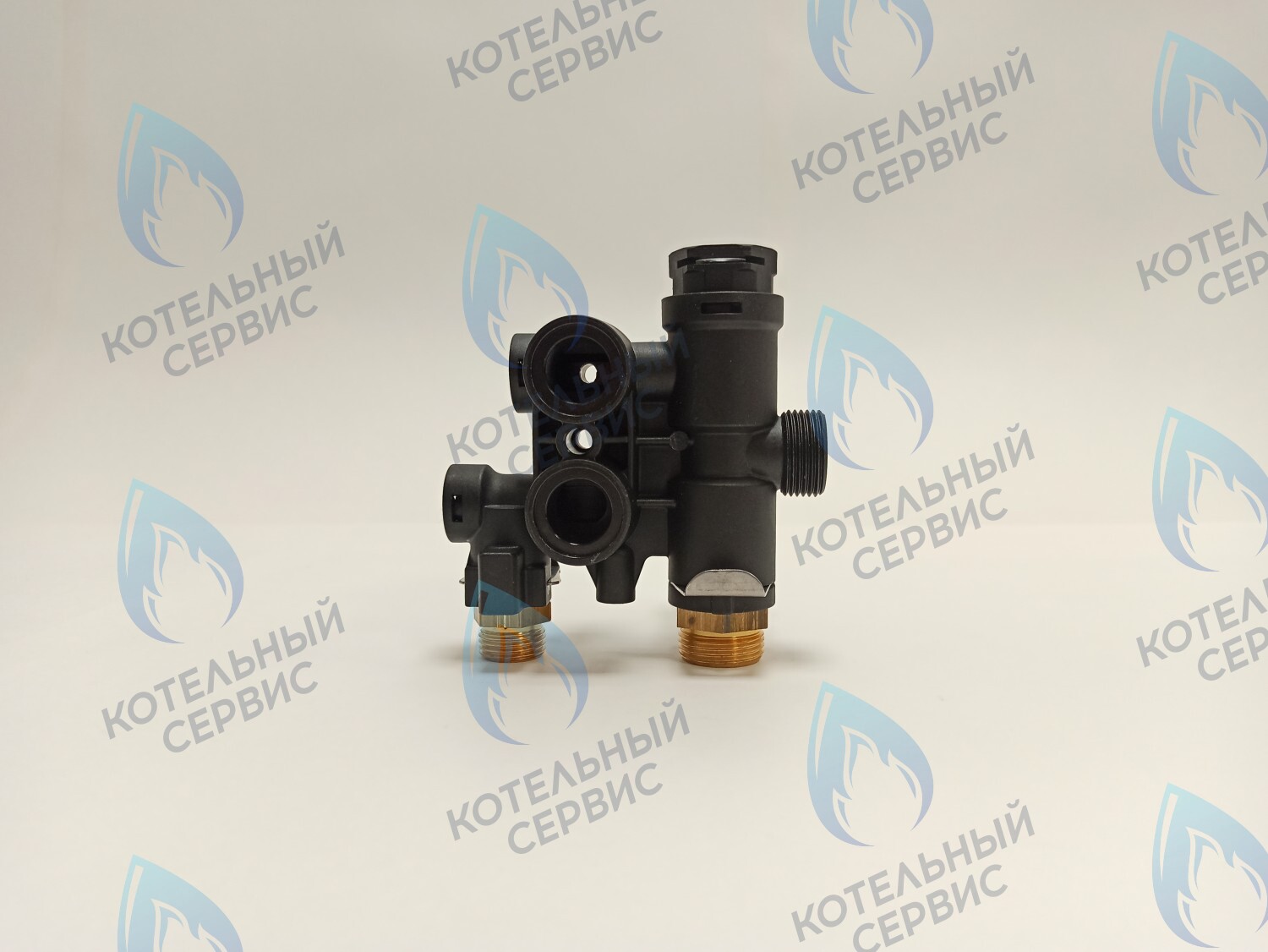 HH005B Часть гидрогруппы отопления подающая (пластик) Light 12кВт-18кВт-24кВт FEDERICA BUGATTI в Оренбурге	