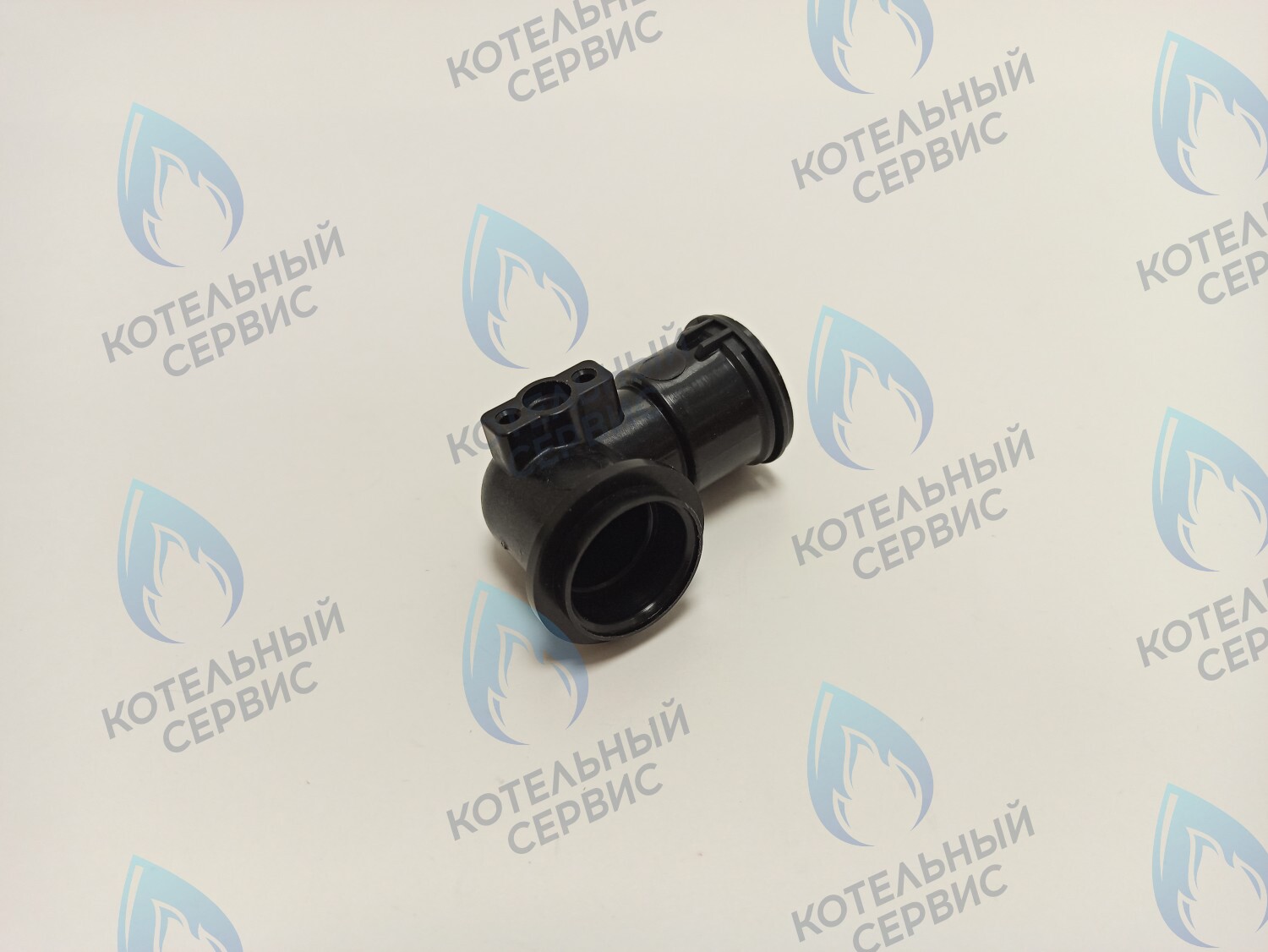 20034886A Патрубок обратки теплообменника угловой Navien Heatluxe (NGB210) в Оренбурге	