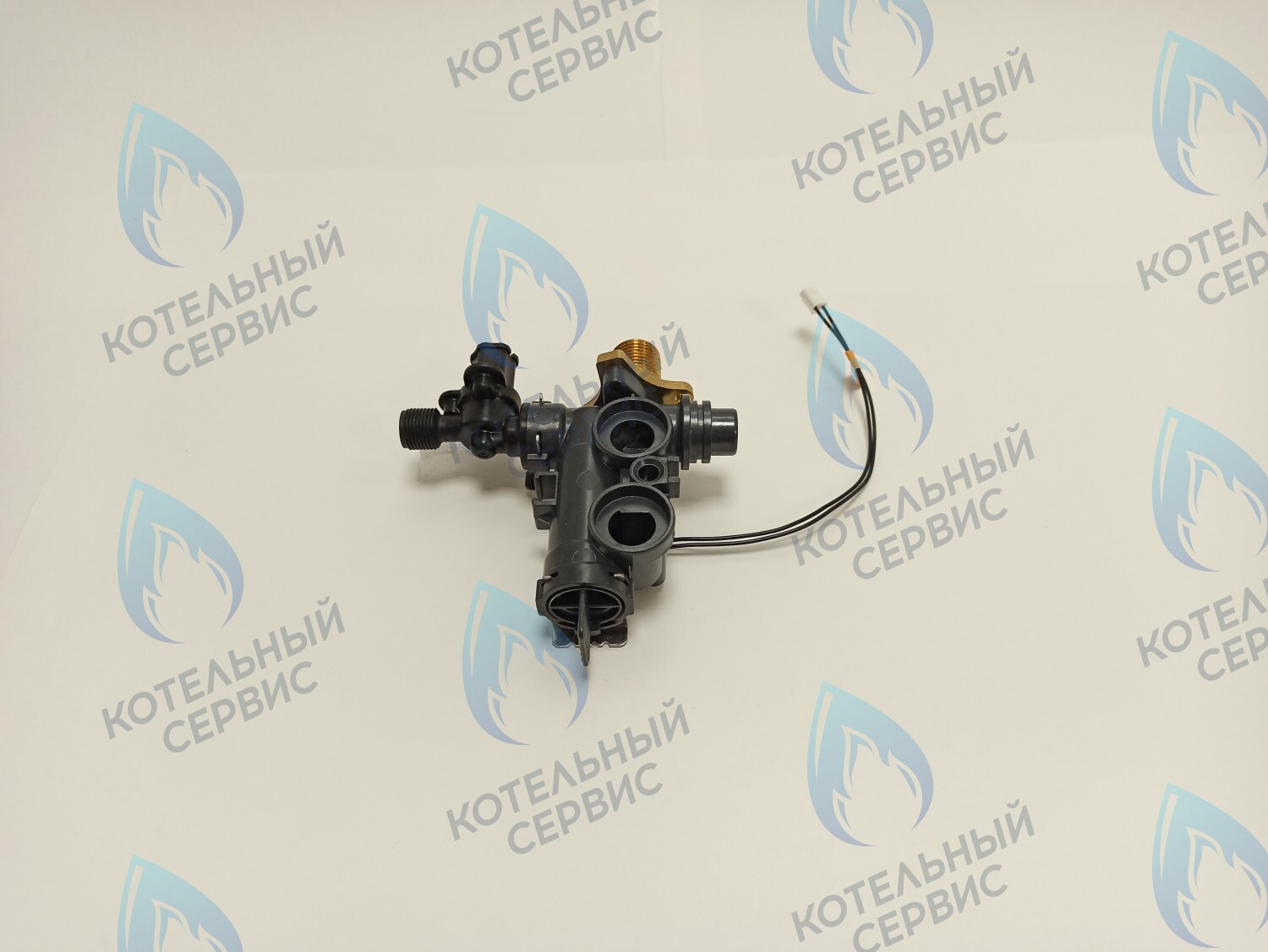 30015722A Патрубок-адаптор ГВС Deluxe S 13-24 k NAVIEN в Оренбурге	