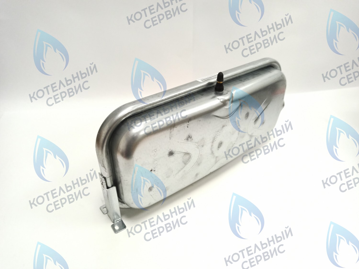 30003945F Бак расширительный NAVIEN Deluxe 13-24K, Deluxe Coaxial 13-24K, Deluxe Plus 13-24k, Deluxe Plus Coaxial 13-4K, Smart Tok Coaxial 13-24K, Prime Coaxial 13-24K, Ace 13-24K, Ace Coaxial 13-24K, Atmo 13-24A в Оренбурге	