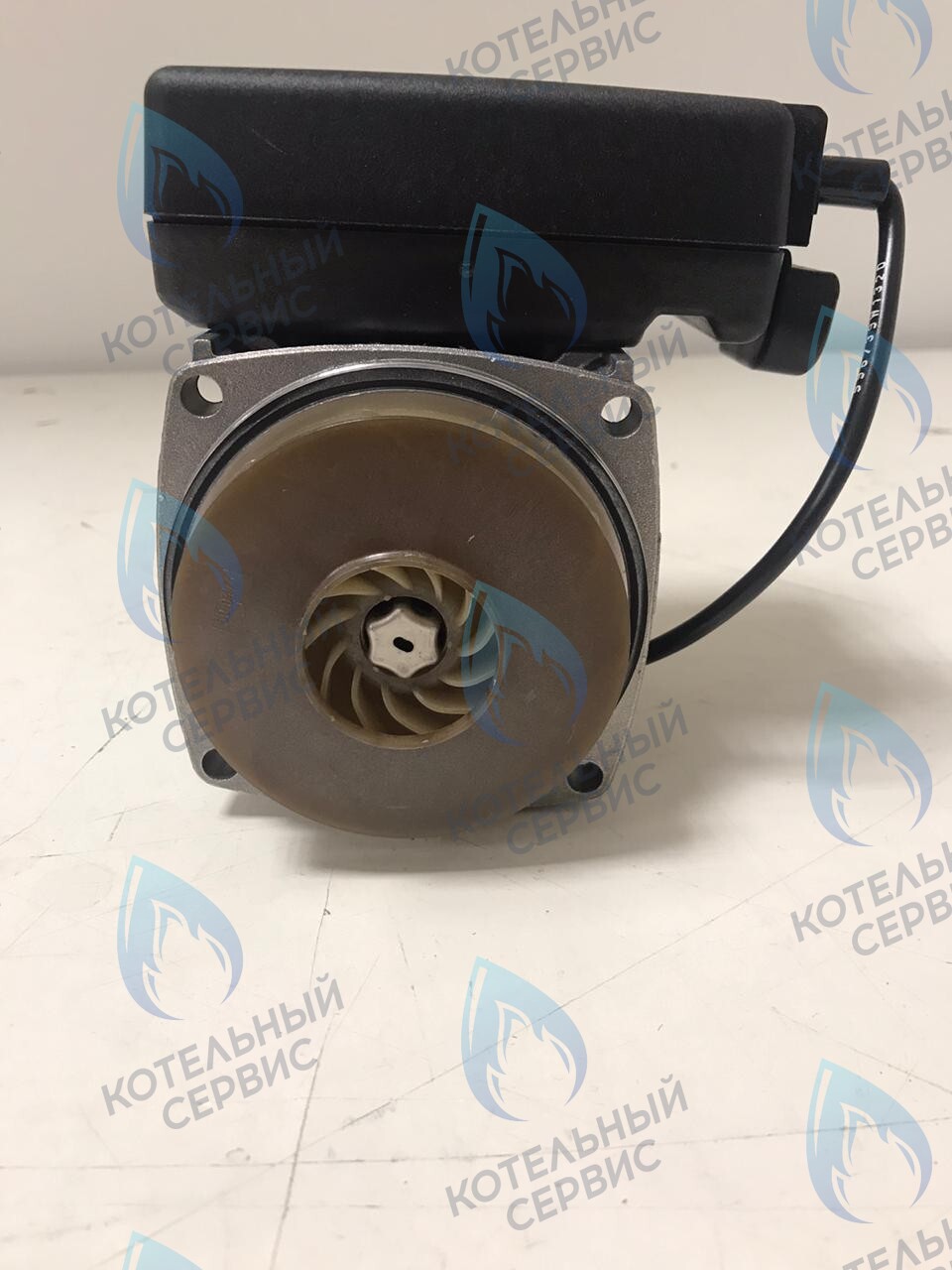 S101187 Циркуляционный насос UPER0 15-70 для конденсационного котла De Dietrich MCA 35, (против часовой стрелки) (колесо 72/30мм) в Оренбурге	