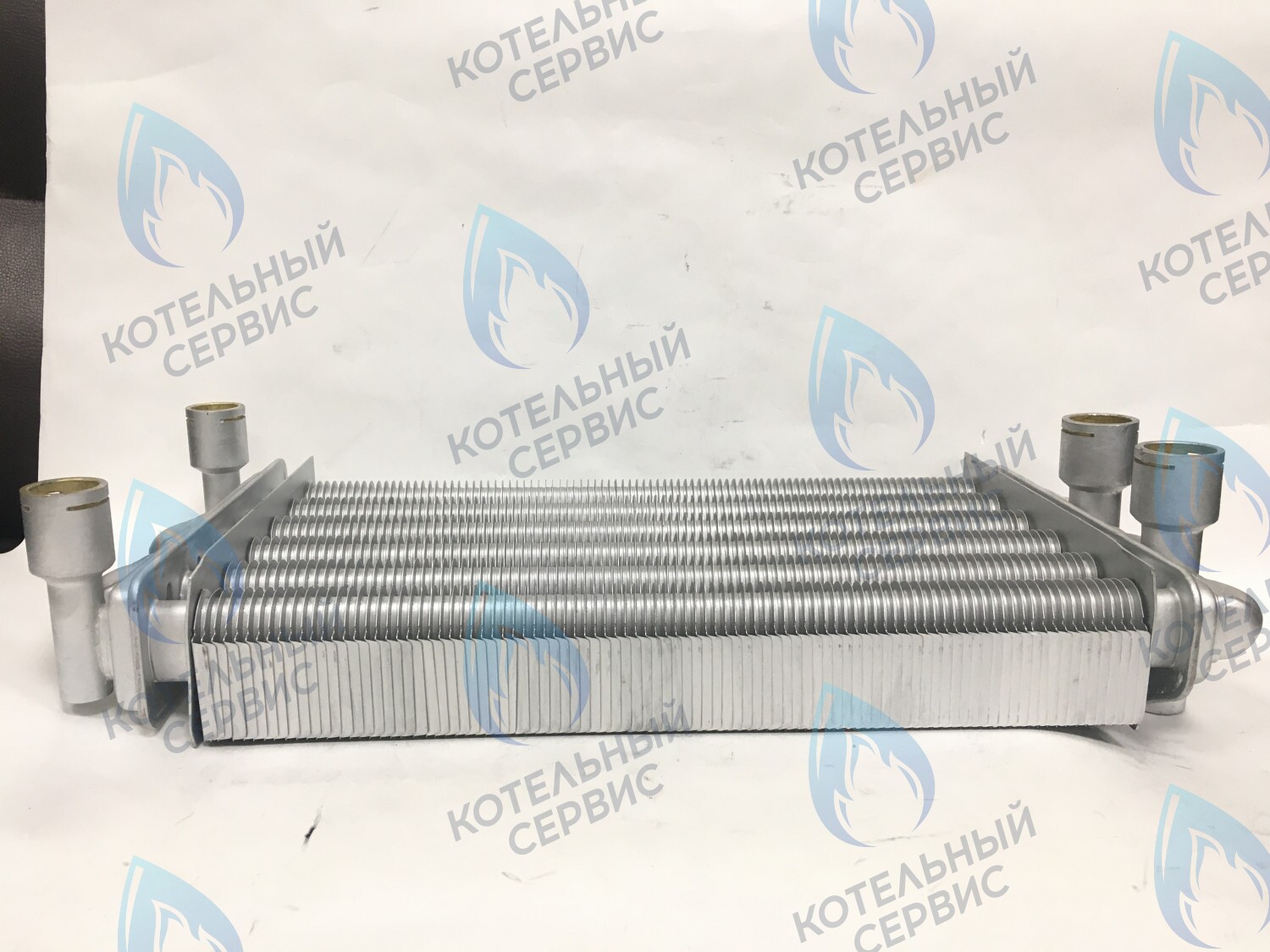 02-2003-01 Теплообменник битермический 30кВт 310мм (до 2007 года, компл-ть 05-2029-01 - 2шт.) GAZLUX в Оренбурге	