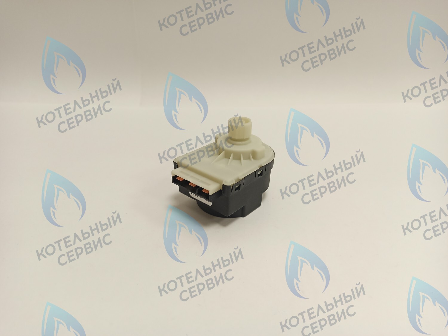 GM002-04 Сервопривод Duca KSP-246(мотор) трехходового клапана DUCA Ariston (61302483-01) 10mm – 220/240V (Duca) BAXI (5647340, 5694580, 5694581, 200025379, YYY56945811P, YYY005694581), CHAFFOTEAUX (61302483-01) в Оренбурге	