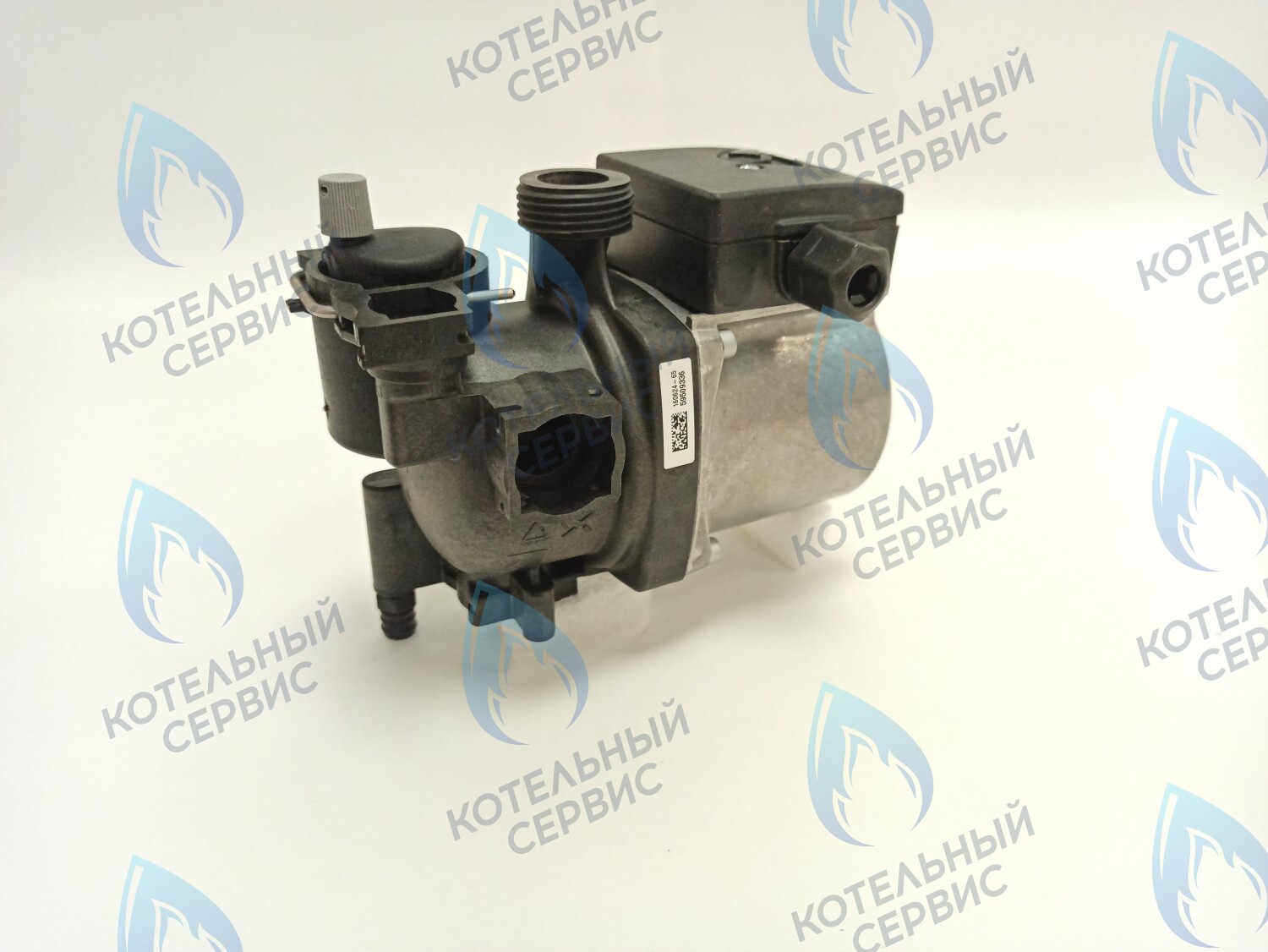 AA10010006 Насос GRUNDFOS UPS15-50 AOKR ELECTROLUX Hi-Tech 24 Fi, Hi-Tech 28 i (AA01000004) в Оренбурге	