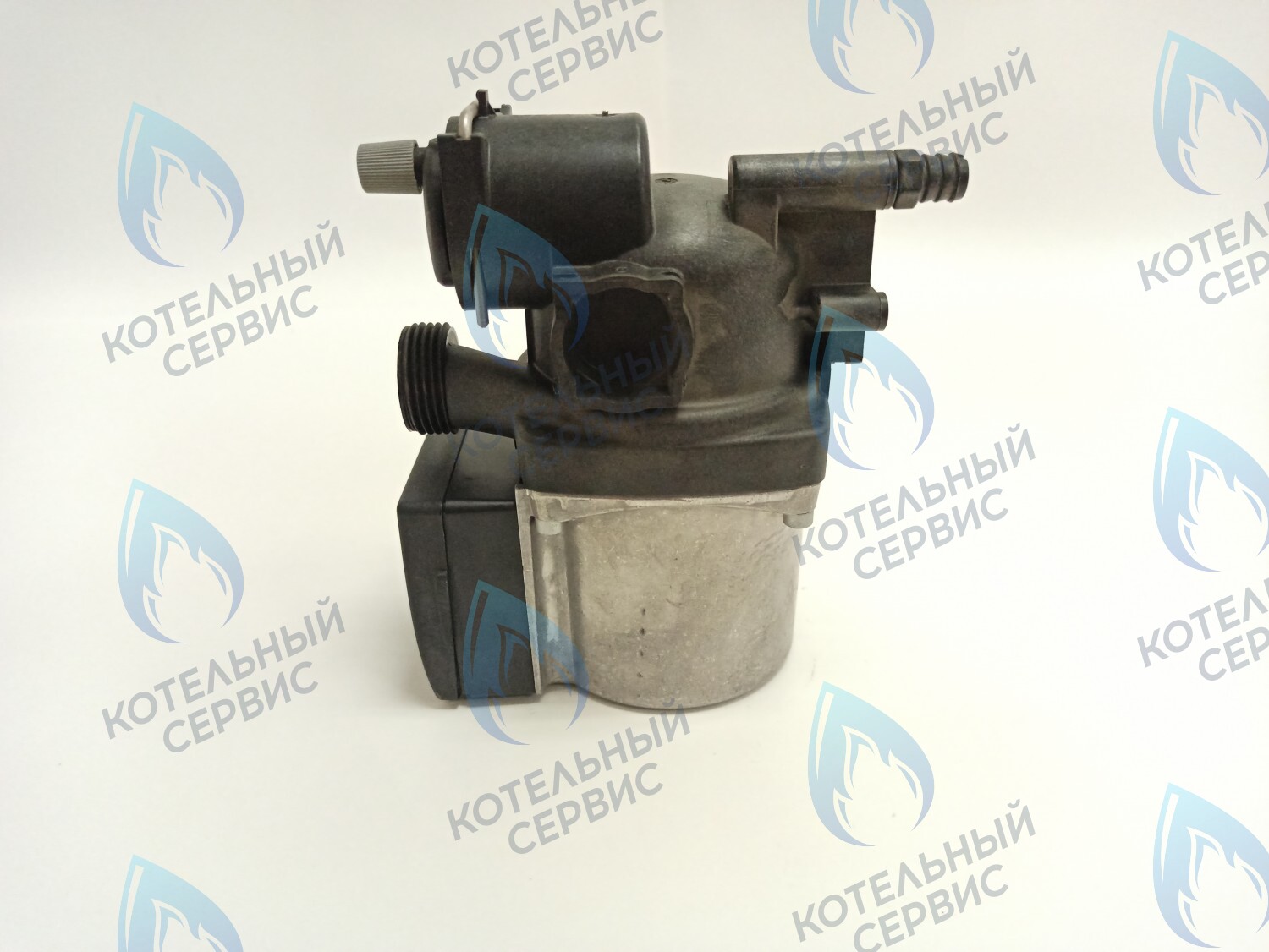 AA10010006 Насос GRUNDFOS UPS15-50 AOKR ELECTROLUX Hi-Tech 24 Fi, Hi-Tech 28 i (AA01000004) в Оренбурге	