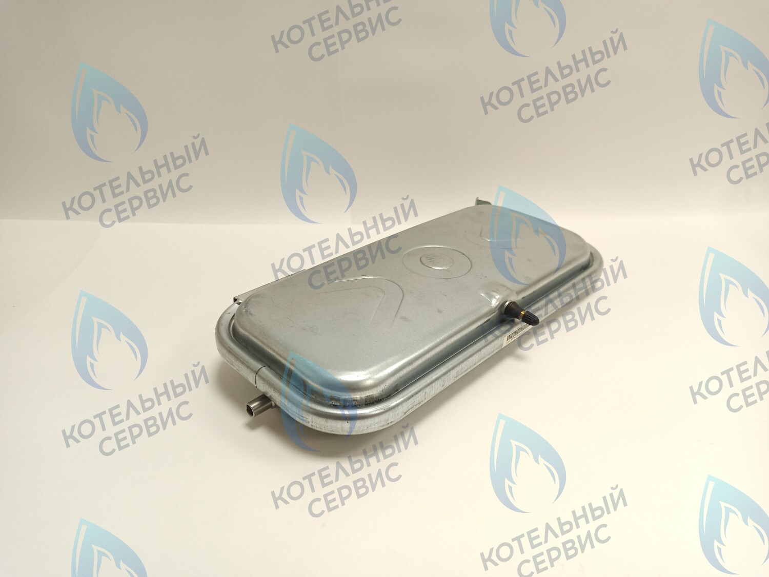 30020196B Бак расширительный Navien Deluxe S/C/E/ONE (30020196A, 30015691A) 6 литров в Оренбурге	