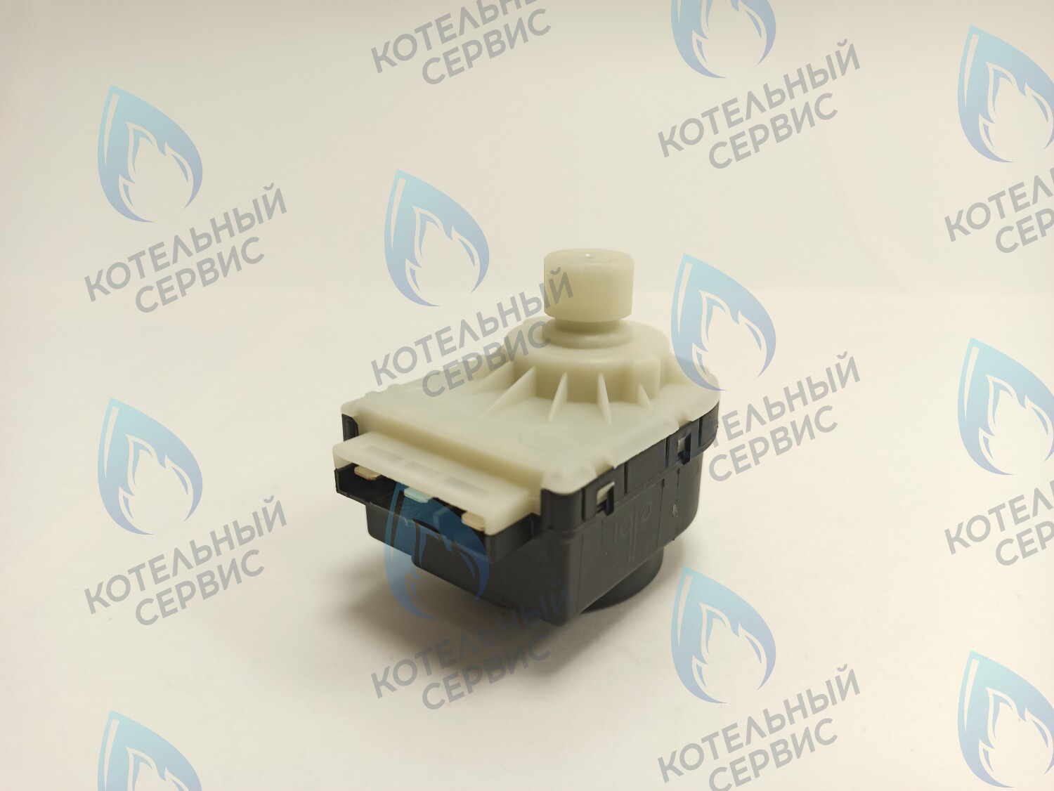 GM001-04 Сервопривод (мотор) трехходового клапана Универсальный 7,5mm – 220/240V (ELBI) FERROLI, PROTHERM , Viessmann, Alpenhoff, ALPHATHERM, ELECTROLUX, ROC, ELSOTHERM, OASIS, POLYKRAFT, HAIER, CHAFFOTEAUX, ARISTON, MIZUDO,Thermex, ITALTHERM в Оренбурге	
