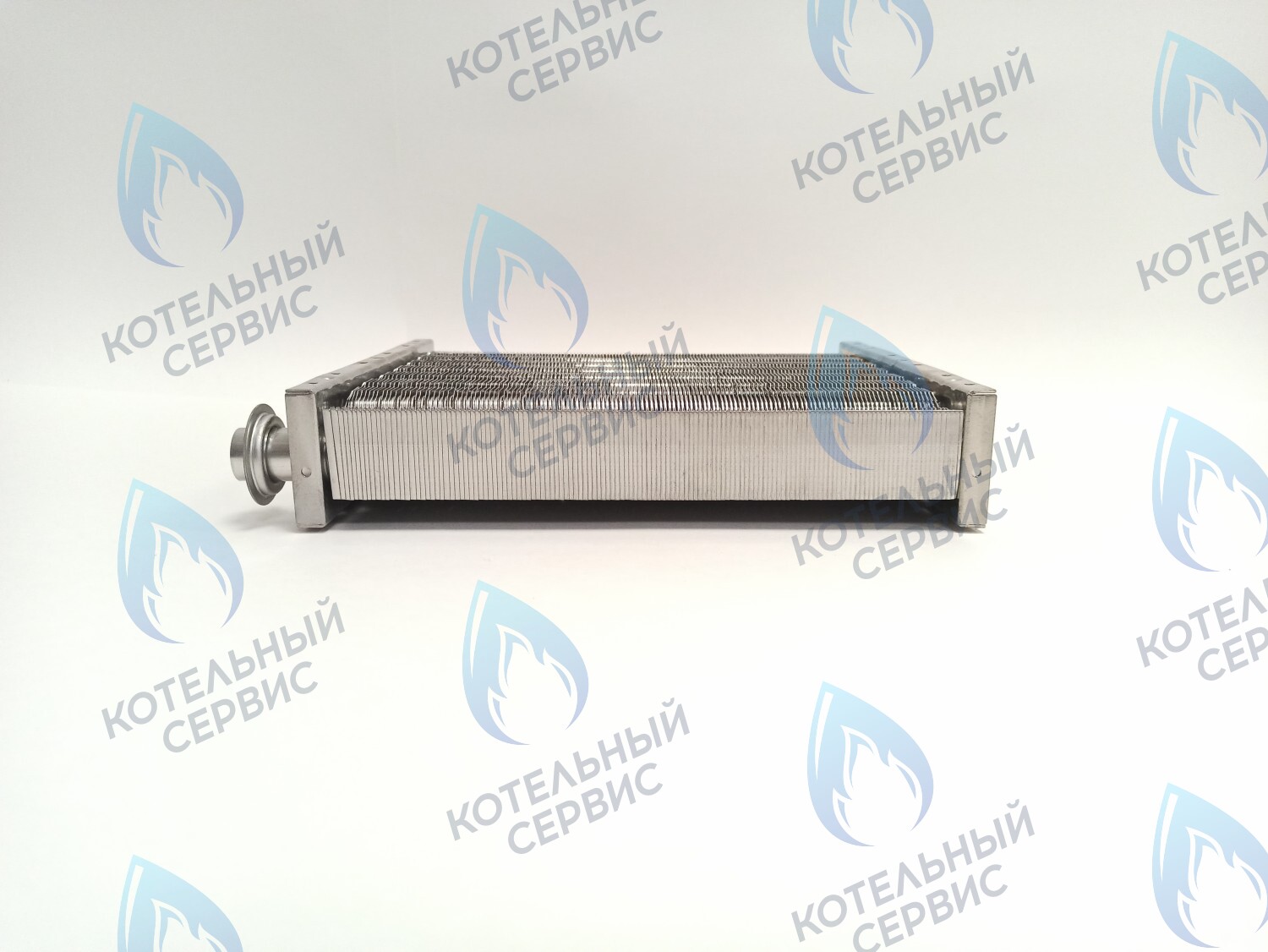 EM052-220 Теплообменник основной (первичный) Navien (с белыми прокладками в комплекте) Deluxe S/C/ONE/C Plus 10-24K в Оренбурге	