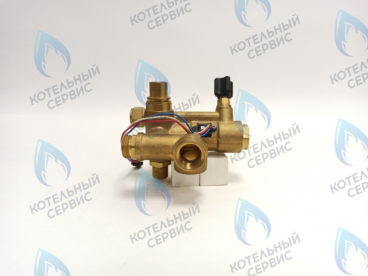 CB11030055 Блок гидравлический выходной 32кВт ELECTROLUX в Оренбурге	