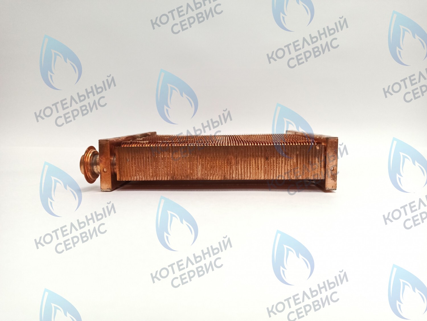 EM052-195-02 Теплообменник основной (первичный) (МЕДНЫЙ) Navien (с белыми прокладками в комплекте) Deluxe Е 10-24K (30021953A) в Оренбурге	