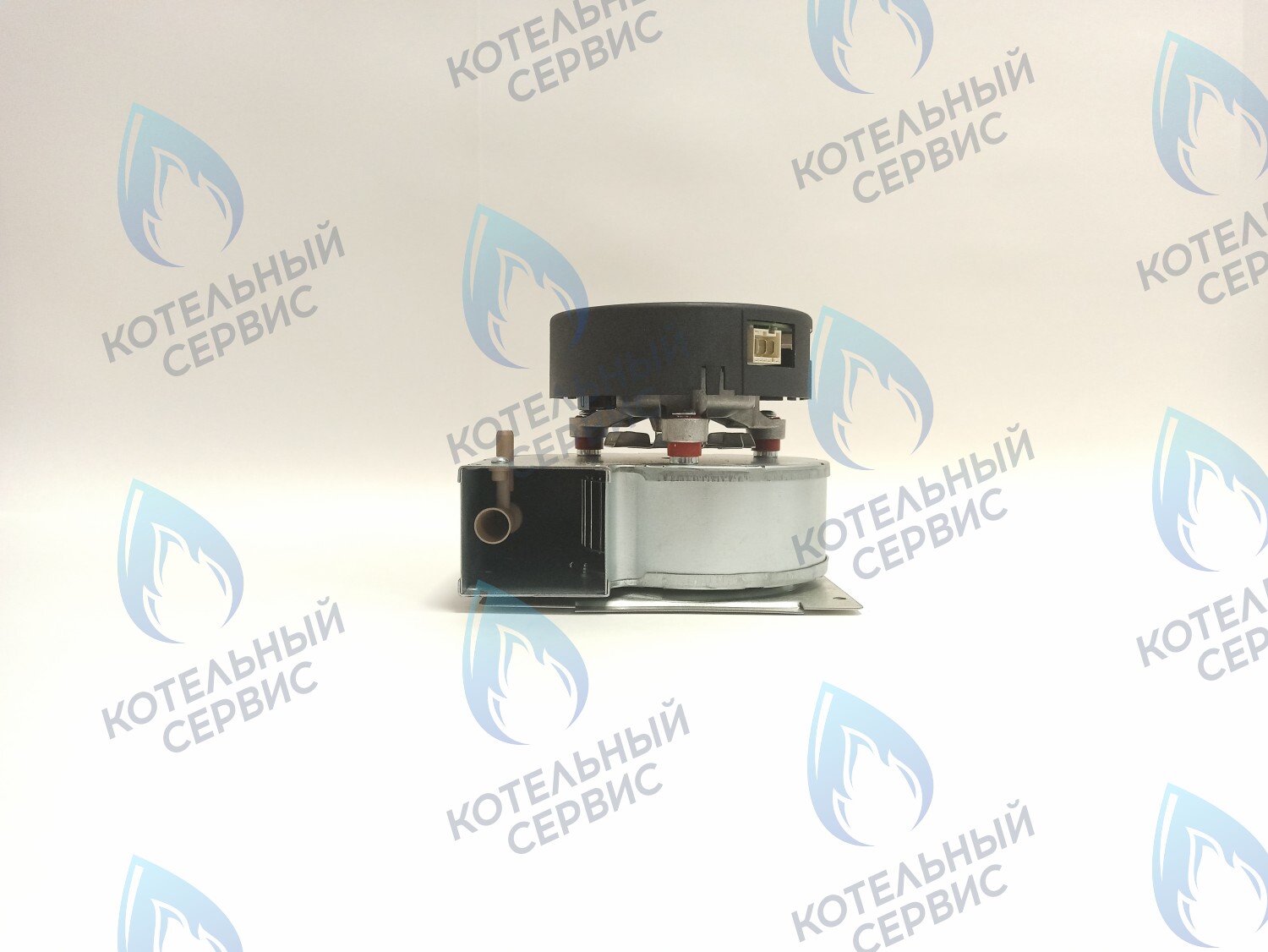 AF028-66W-BP-S Вентилятор VAILLANT turboTEC 36kW 190262 (в комплекте с монтажной пластиной) в Оренбурге	